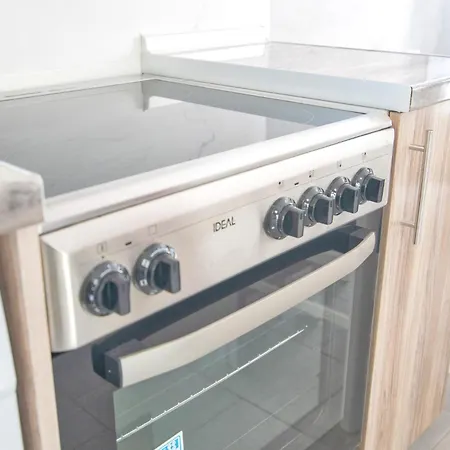 Ξενοδοχείο με διαμερίσματα ζωγραφιά