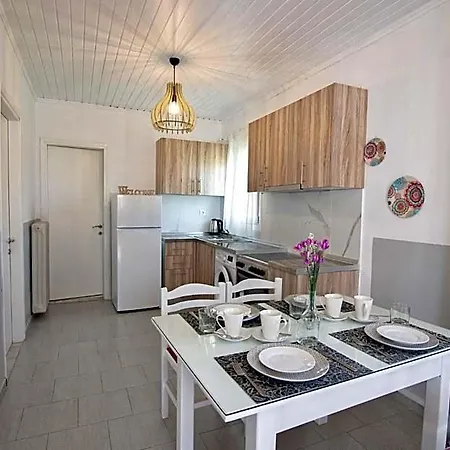 Zografia Aparthotel